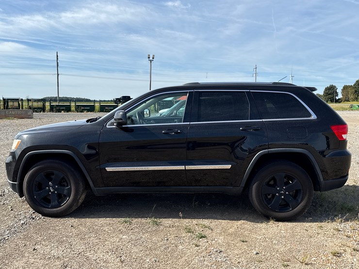 2013-jeep-grand-cherokee-image-7