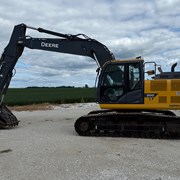 2023 DEERE 200G