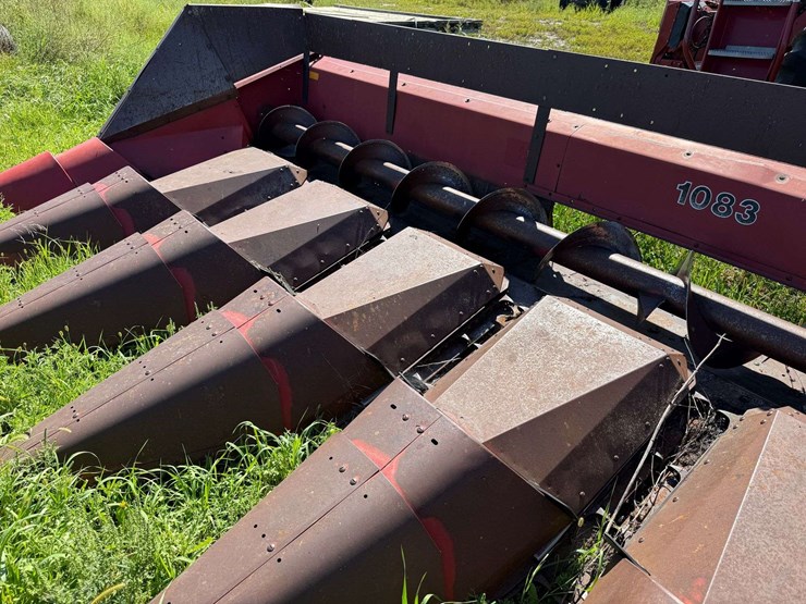 case-ih-1083-image-8