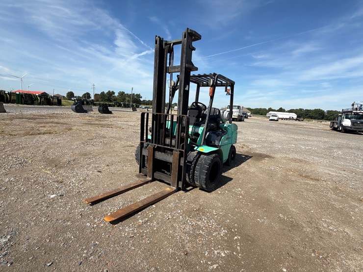 #149-•-#24925-•-mitsubishi-30-fl-08-pneumatic-tire-forklift-f-375882-inv#:-24925-image-1