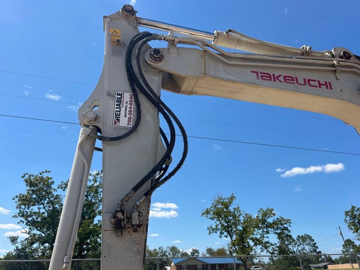 2016-takeuchi-tb290-image-12