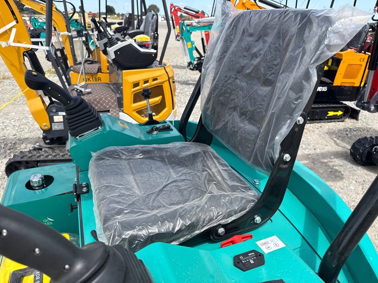 #220-•-#26482-•-unused-cfg-h15r-mini-excavator-h15r20250707w0123-image-21