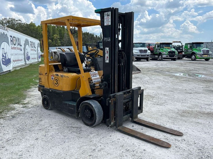 halla-lf30c-6,500lb-lp-forklift-image-2