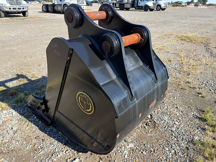 caterpillar-320-image-6