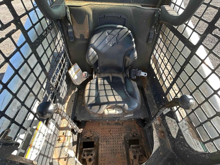2020-bobcat-t770-image-20