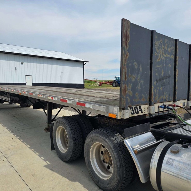 1998 Transcraft Eagle Aluminum Flat Bed Trailer, Spread Axle, 11R22.5 Tires on All Aluminum Rims, Ne