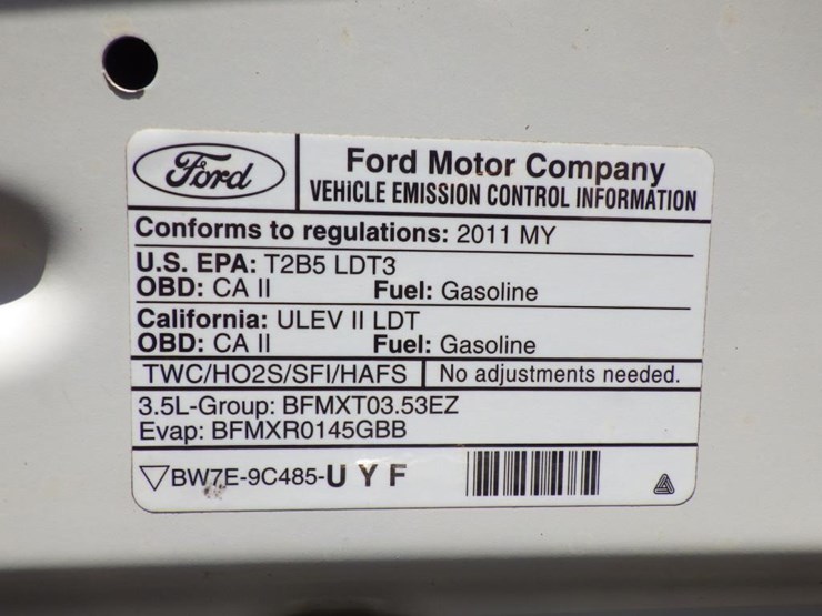 2011-ford-explorer-image-13