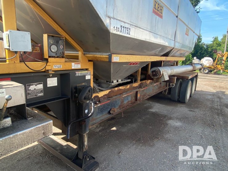2014-kbh-dry-tender-trailer-(pz13855,-unit-37752)-image-4