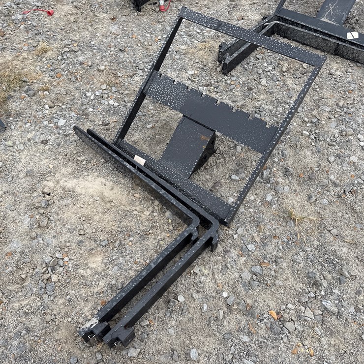 #230 • #26393 • Unused VISEC Mini Excavator Forks