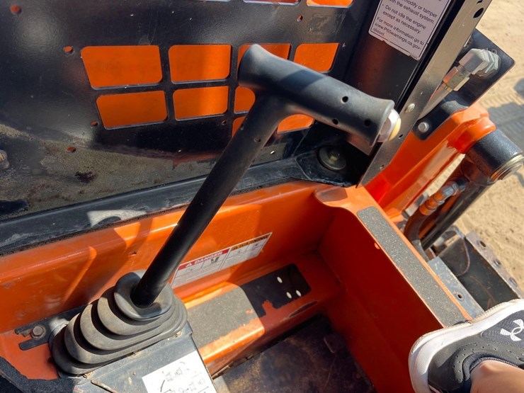 2019-gehl-rt105-image-25