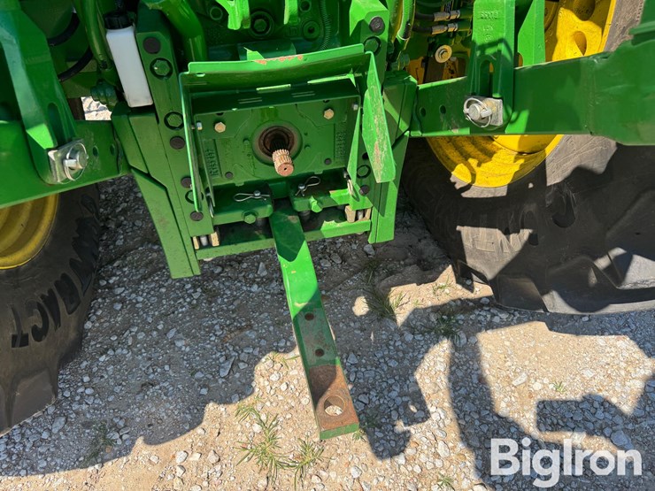 2014-john-deere-6125r-image-9