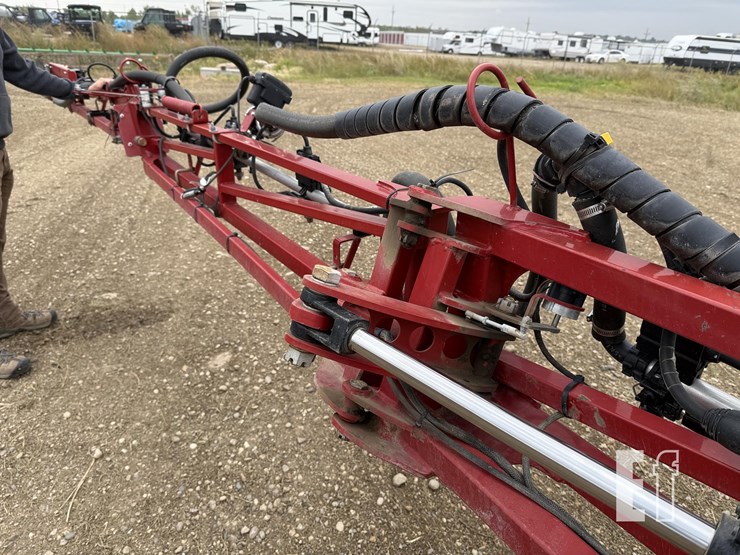 2020-case-ih-patriot-4440-image-27