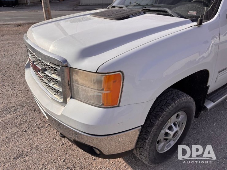2013-gmc-2500-image-20