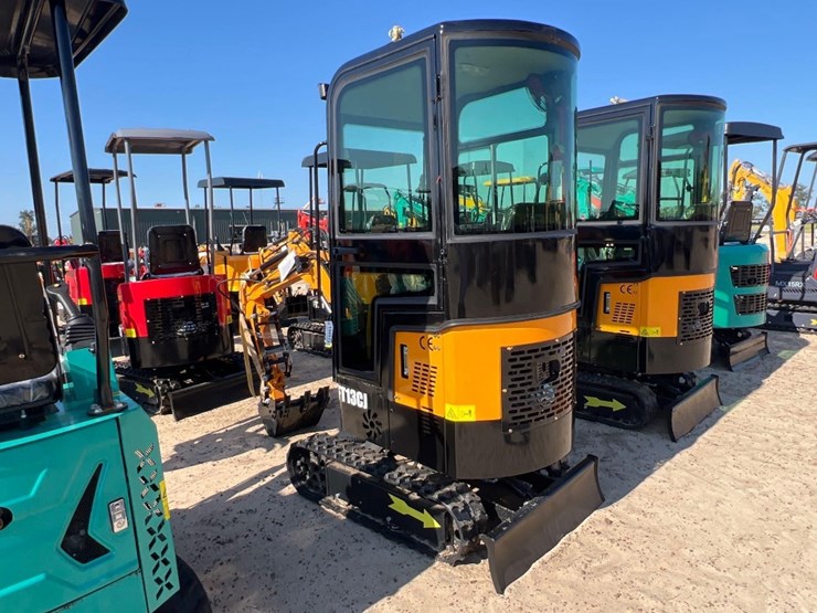 unused-future-ft13cj-excavator-image-2