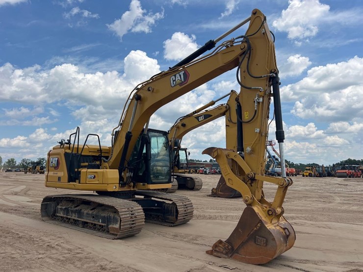 2022-caterpillar-317-image-6