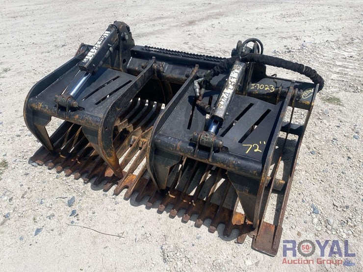 john-deere-gr72b-72in-dual-cylinder-grapple-bucket-skid-steer-attachment-image-1