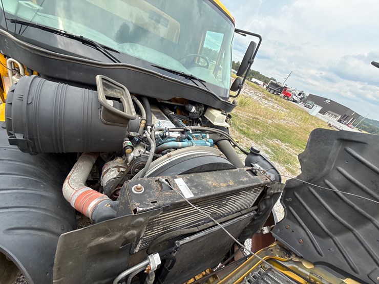 2007-international-durastar-4300-image-8