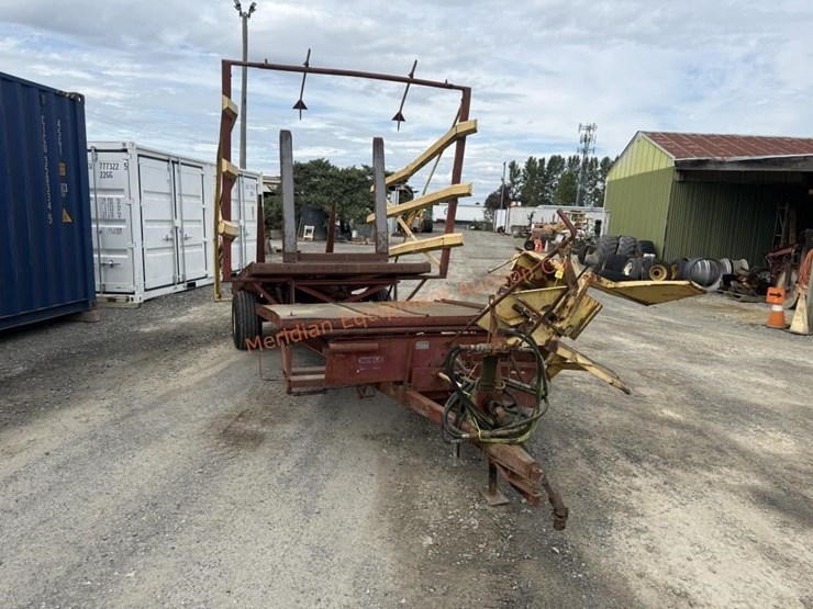new-holland-1002-image-29