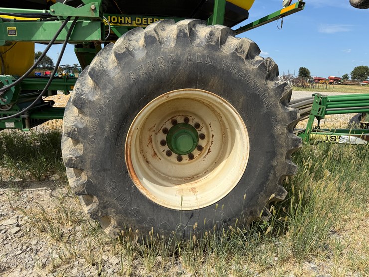 john-deere-1900-image-33