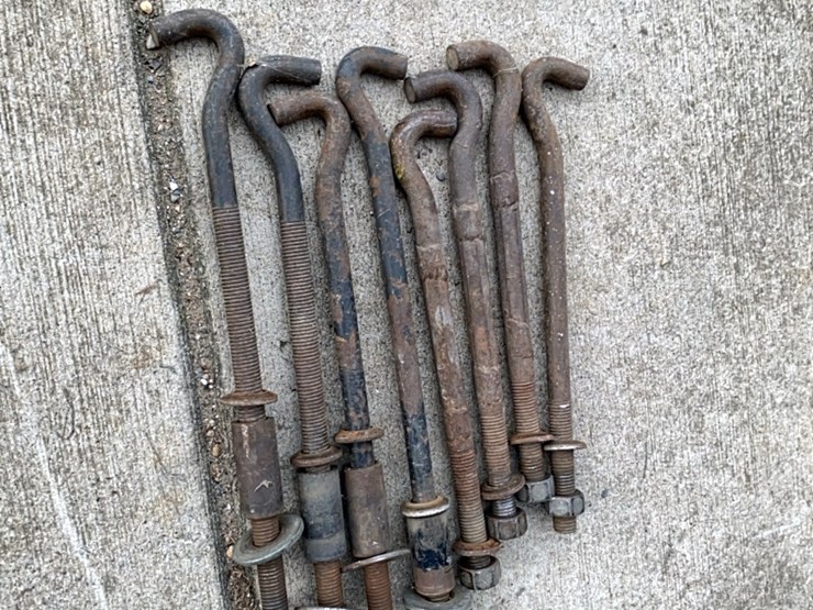 euzkadi-18.4-4-t-rail-duals-image-10