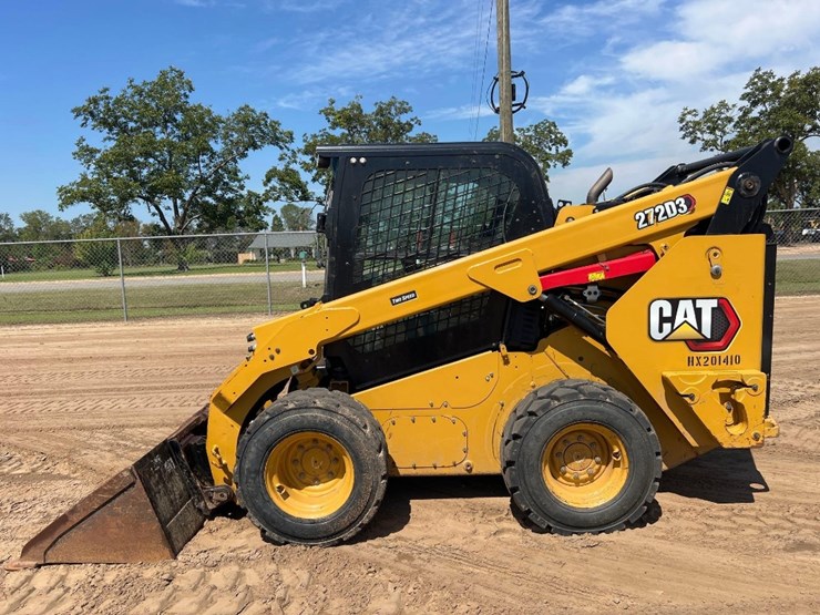 2022-caterpillar-272d3-image-1