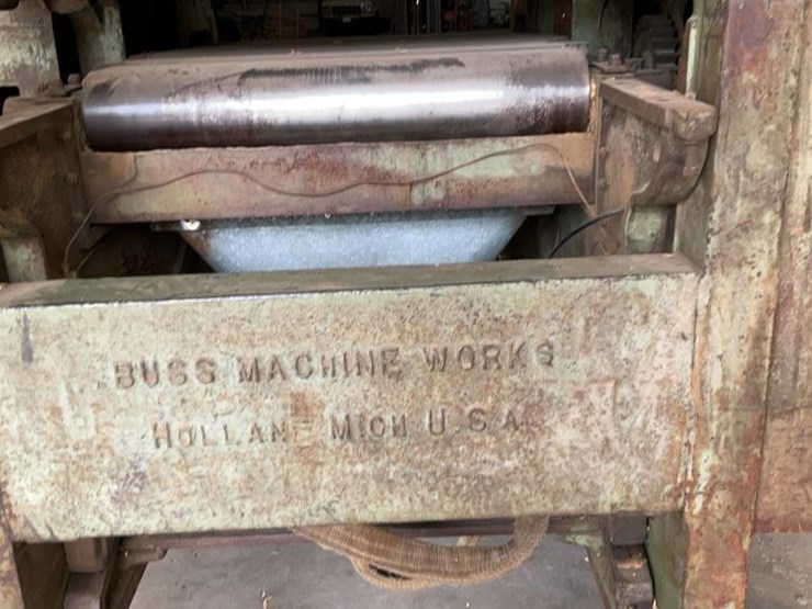 #110-•-buss-88-planer-image-17