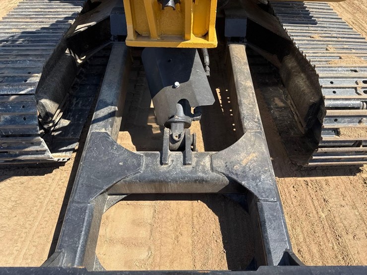 2016-caterpillar-306e-image-19