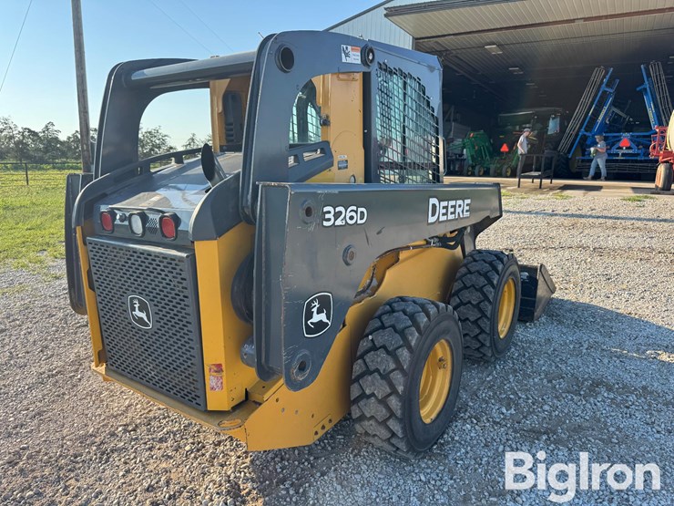2011-deere-326d-image-5