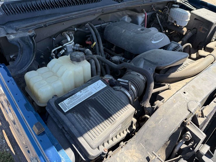 2005-chevrolet-2500-image-48