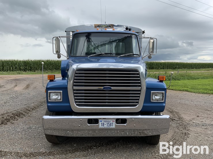 1990-ford-ln8000-image-2