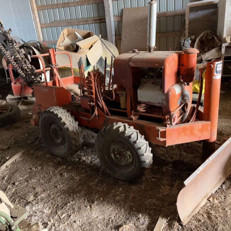Ditch Witch with Wisconsin Engine, 64” Blade, 8’ Stick, 5” Trench