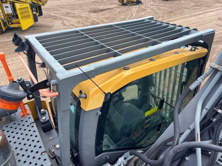 2017-volvo-ec250el-image-36