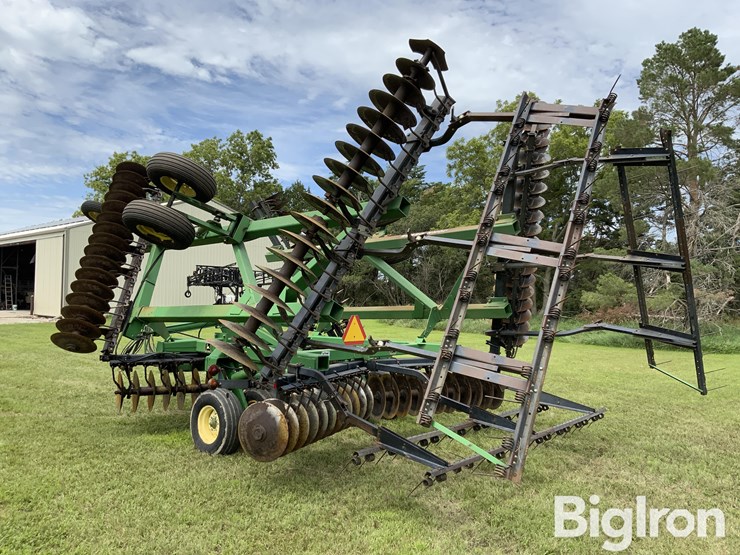 john-deere-630-image-7