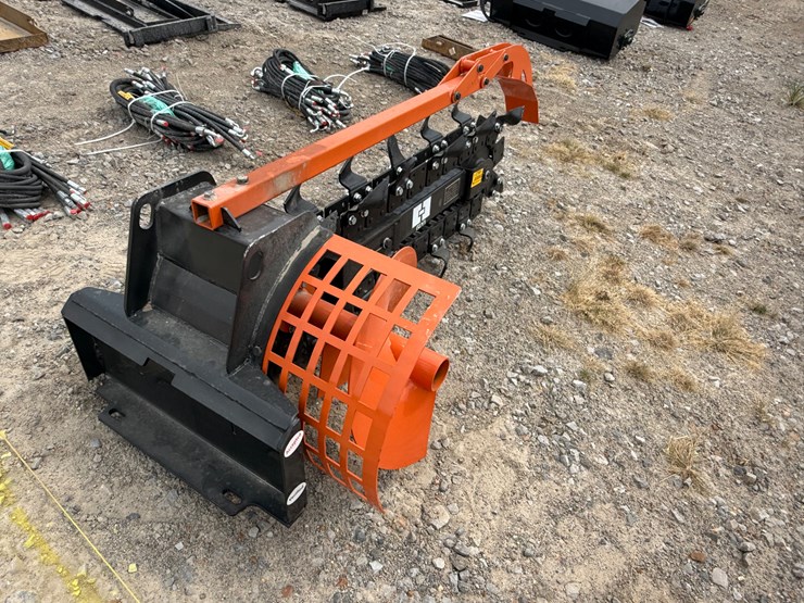 #230-•-#27001-•-inop-giyi-gy-x39f-mini-skid-steer-trencher-fxkgj392507159-image-1