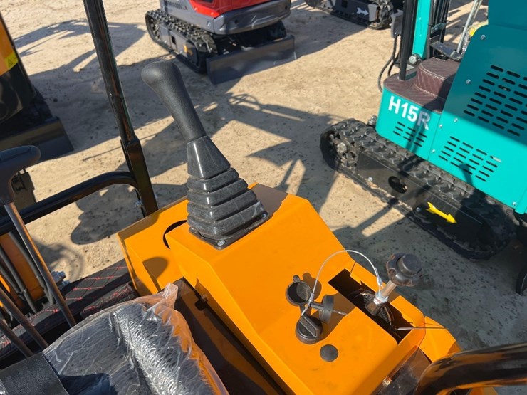unused-future-ft15j-excavator-image-14