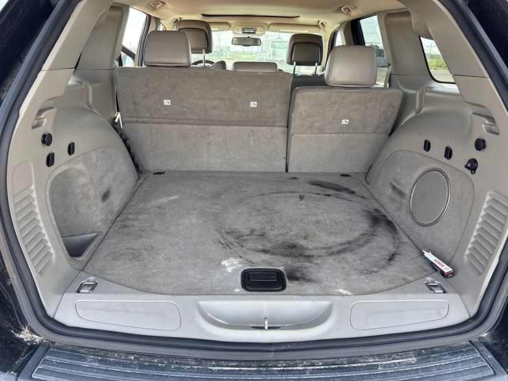 2013-jeep-grand-cherokee-image-22