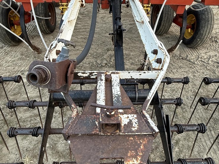 2007-bourgault-9200-image-20