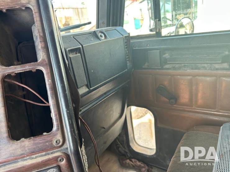 1998-freightliner-dry-tender-truck-(cp0654,-unit-28644)-image-35