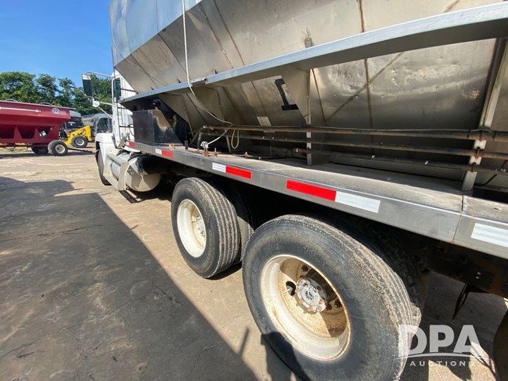 1998-freightliner-dry-tender-truck-(pz13844,-unit-28643)-image-8