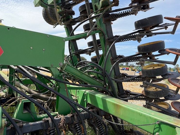 john-deere-1900-image-83