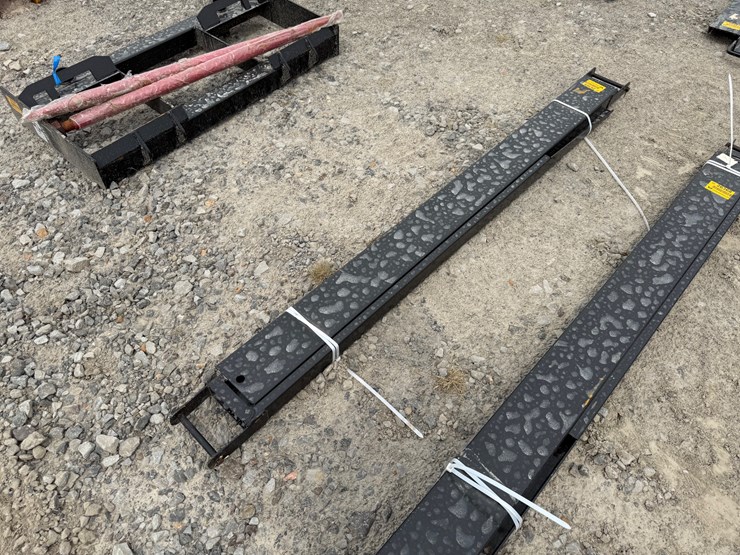 #2000-•-#26369-•-unused-giyi-7'-forklift-extension-forks-image-4