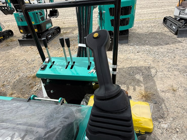 #220-•-#26487-•-unused-cfg-mh12rx-mini-excavator-image-7