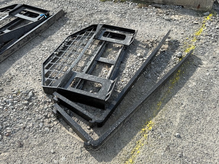 #2000-•-#26289-•-unused-giyi-gy-dhx-skid-steer-forks-image-5