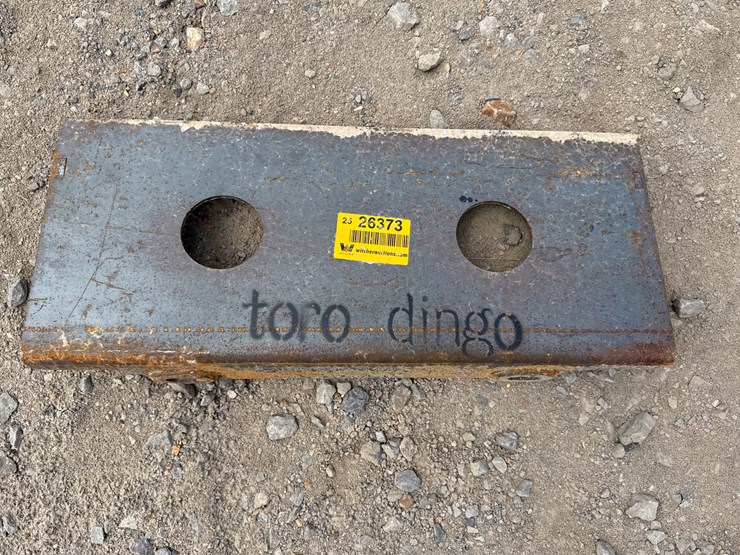 #230-•-#26373-•-unused-dingo-mini-skid-steer-mounting-plate-image-2