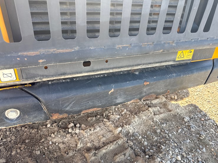 jcb-320t-image-6