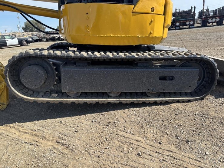komatsu-pc12-image-14