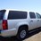 2010-chevrolet-suburban-image-3