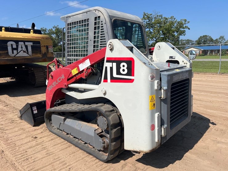 2018-takeuchi-tl8-image-2