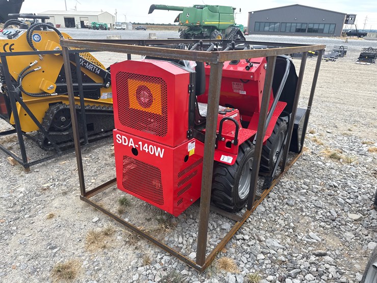#220-•-#26501-•-unused-agt-sda-140w-compact-wheel-loader-image-3