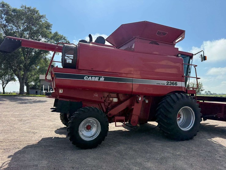1998-case-ih-2366-image-8